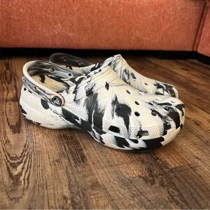 CROCS Black and White Patterned Clogs
